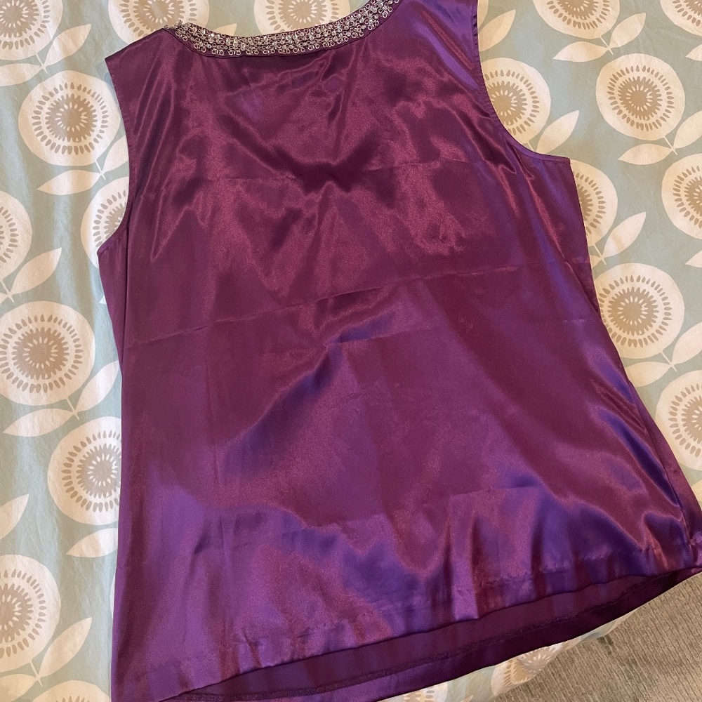 Chicos Amaranth Shell Tank - Picture 4 of 6